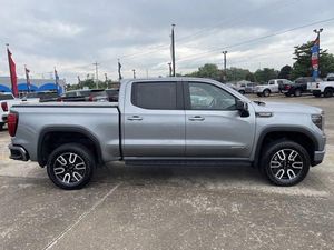 2023 GMC Sierra 1500 AT4 Pickup Boîte de vitesses automatique Sièges en cuir Caméra arrière Barre de toit en alliage État d'occasion Direction gauche R17 - Product Image 4