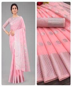 Saree en soie avec fleur en organza et bordure en dentelle - Product Image 3
