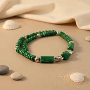 Collier pour femme en argent 925 plaqué avec perles de malachite et design géométrique, bijou élégant en pierres précieuses perlées, cadeau - Product Image 1