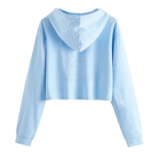 เสื้อฮู้ดครอปพิมพ์ลายแฟชั่นใหม่ขายดีสำหรับผู้หญิง ฤดูใบไม้ร่วง โลโก้ด้านหน้า ระบายอากาศได้ดี สวมใส่สบาย ผ้าฝ้าย 100% สไตล์สตรีทแวร์ - Product Image 2