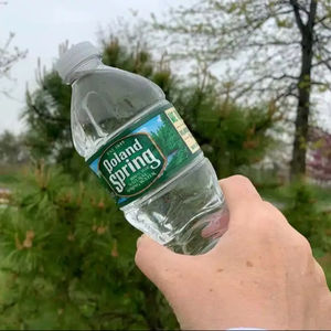 Bouteilles écologiques Eau pure, Pologne Printemps Emballage durable - Product Image 2