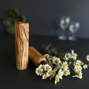 Vase décoratif en bois fait main élégant, poli à la main, en bois massif, porte-fleurs pour la décoration de la maison, les occasions de mariage, respectueux de l'environnement - Product Image 2