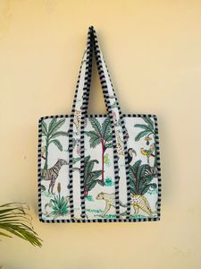 Petits sacs fourre-tout écologiques brodés imprimés à motifs floraux Mix Match Dual for Shopping Gifting Thank You Gift Ideas - Product Image 6