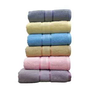 प्रत्यक्ष कारखाने की कीमतें स्नान शीट तौलिया ठोस डिजाइन और निर्यातकों द्वारा बिक्री के लिए अनुकूलित रंग उपलब्ध स्नान शीट तौलिया
