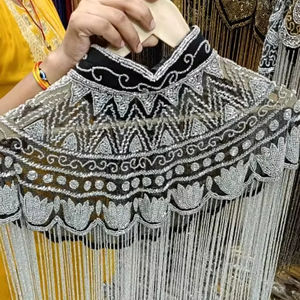 เสื้อคลุมแนวเบอร์เลสก์คอแบบติดเลื่อมปักลายสวยงามทรงตรงเงางามประดับด้วยลูกปัดมุกสำหรับงานเทศกาล - Product Image 4