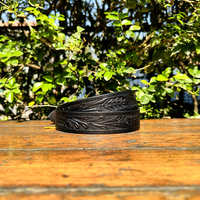 Ceinture en cuir de vache argentin importé avec gravure florale, boucle en laiton, finition artisanale de luxe, largeur 40 mm, durable, pièce unique, personnalisable