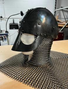 Casco Vikingo Hecho a Mano de Grado Industrial, Acero Ennegrecido, Spangenhelm, Personalizable, OEM, DIY, Resistente para Exteriores - Product Image 6