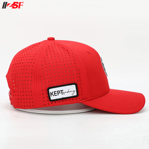 Casquettes de baseball personnalisées en polyester rouge à 5 panneaux pour hommes, tricotées imperméables, à 6 panneaux, style structuré, avec écusson pour trous découpés, pour tissu commun - Product Image 4