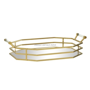 Plateau de service octogonal doré élégant avec base en miroir et poignées élégantes, parfait pour les divertissements et la décoration haut de gamme - Product Image 1
