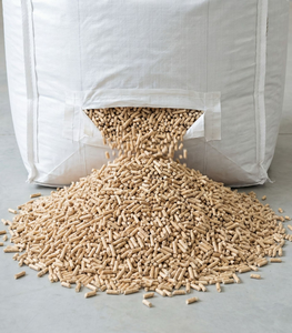 Granulés de bois EN Plus A1, sacs de 15 kg, granulés de bois de pin pour système de chauffage, granulés de bois en sacs de 15 kg, combustible biomasse pour le chauffage - Product Image 5