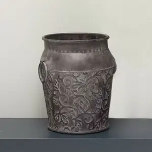 Nouveaux pots à plantes en métal tendance d'Amazon pour la décoration de jardin, lot de 3 pots à fleurs en métal avec le dernier design de pot de jardin. - Product Image 6