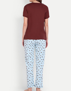 Vêtements de nuit et vêtements de détente personnalisés de haute qualité pour femmes ensemble de pyjama imprimé haut et pantalon à manches longues et col rond - Product Image 4