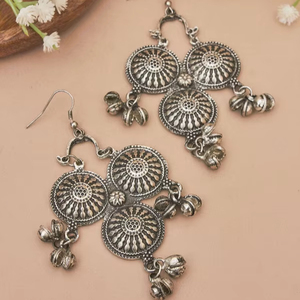 Pendientes de tuerca oxidados Sahej de alta calidad más vendidos, joyería de moda india con patrón geométrico de alta calidad, directo del proveedor - Product Image 1