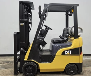 Offre exclusive aux enchères pour chariots élévateurs à pneus coussinés 2C3000 de 2015, capacité de maintien de 3000 LBS - Product Image 4