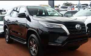 สำหรับรถยนต์ฟอร์จูนเนอร์ GX SUV 6 ที่นั่ง พวงมาลัยซ้าย ตัวท็อป ปี 2024 ไม่เคยเกิดอุบัติเหตุ พร้อมการรับประกัน - Product Image 3