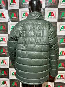 Chaqueta acolchada impermeable con cremallera para jóvenes y adultos Todos los tamaños Colores Acolchado pesado Temporada de invierno Cortavientos Hecho en Pakistán - Product Image 3