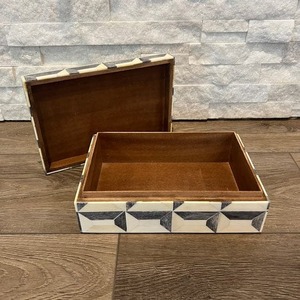 Joyero de madera Rectangular hecho a mano de calidad superior Caja de almacenamiento con incrustaciones de hueso de diseñador más vendida - Product Image 2