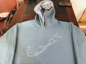 เสื้อฮู้ดดี้ผู้ชายแบบกำหนดเอง พร้อมซับในผ้าซาติน ลายพิมพ์ดิจิทัล คอฮู้ด สำหรับฤดูหนาว แห้งเร็ว ระบายอากาศได้ดี มีกระเป๋า - Product Image 6