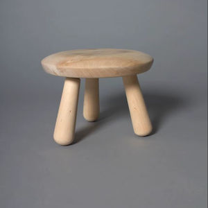 เก้าอี้ไม้แข็งแรงออกแบบมาเพื่อให้การรองรับที่นั่งที่เชื่อถือได้มีความทนทานยาวนานและดูเป็นไม้ธรรมชาติ - Product Image 1