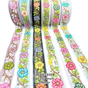 Lacets brodés floraux personnalisables sur mesure dans de superbes multicolores. Idéal pour les robes de couture, saris - Product Image 4