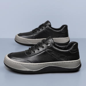 Chaussures décontractées de dernière génération en gros, logo personnalisé, semelle souple, baskets confortables pour femmes - Product Image 2