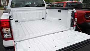 รถฟอร์ด เรนเจอร์ XL 4WD ซูเปอร์ครูว์ ปี 2024 มือสอง - Product Image 4