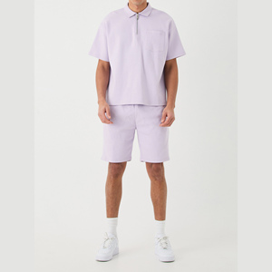 Ropa de dos piezas Chándal Estampado de algodón Oversize Drop Shoulder Camiseta y pantalones cortos Conjunto para hombres - Product Image 1