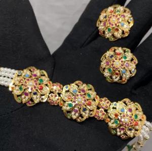 Maravilloso elegante tradicional Jadau Pearl Look Collar chapado en oro conjunto con pendientes collar de diseñador conjunto para mujer - Product Image 1