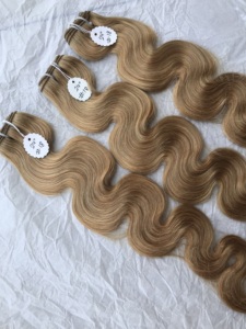 100% mechones de colores crudos sin procesar cabello de trama suave y sedoso No #18 cuerpo ondulado cutícula alineada cabello humano virgen Remy al por mayor - Product Image 4