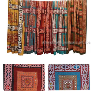 Lot en gros de couvre-lits en coton brodés à la main Kantha - Product Image 1