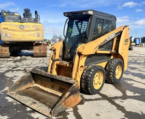 Cargadora Compacta sobre Orugas Case 420 de 2010: Potencia Compacta y Rendimiento Confiable para Sitios de Trabajo - Product Image 1