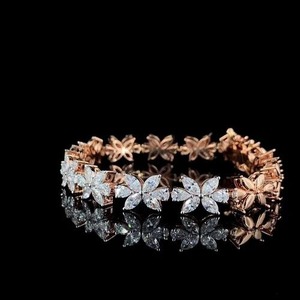 สร้อยข้อมือเพชรเม็ดแพร์เปล่งปลั่งและอัญมณีอัญมณีสำหรับใส่ในห้องแล็บที่ปลูกใน14KT สีโรสโกลด์เครื่องประดับสำหรับปาร์ตี้จริงเครื่องประดับเพชรอินเดีย - Product Image 4