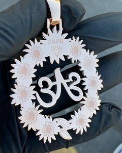Pendentif de lettre initiale de couronne de Moissanite taillée 4 ct or rose 14K argent 925 étourneau style classique pour enfants pierre principale en diamant - Product Image 2