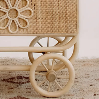 Beau landau de poupées en rotin en osier fait à la main avec matelas parfait landau de poupées pour votre enfant, cadeau et souvenir jouets pour enfants