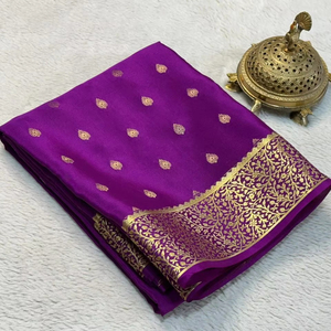 Saris en soie de Mysore pure brodée pour femmes, conçus par des designers, pour les occasions de fête et de mariage - Product Image 1