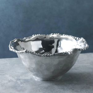 Bol de service en aluminium décoratif unique avec texture antique conçu pour les rassemblements et les occasions de vacances de fêtes de mariage - Product Image 6