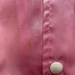 Veste en satin pour femmes, design chic et tendance, tissu doux, confortable pour les tenues quotidiennes - Product Image 4