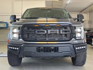 Pick-up Ford F-150 Raptor d'occasion gris, 4x4, cabine double, véhicule utilitaire tout-terrain - Product Image 4