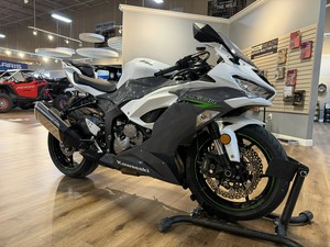 Compre Ahora Kawasaki Ninja 650 2025 2026, Motocicleta Deportiva Nueva en Venta con GARANTÍA - Product Image 2