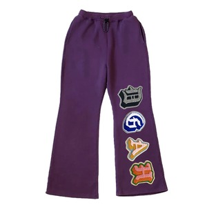 Pantalones de chándal acampanados personalizados de peso pesado al por mayor para hombre, pantalones de chándal holgados en blanco de rizo francés apilados de pierna recta con lavado ácido - Product Image 1