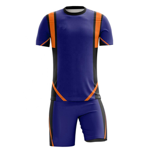 Uniformes de fútbol de ropa atlética de alto rendimiento hechos de poliéster transpirable de secado rápido para Hombre Nuevo diseño personalizado 2025 - Product Image 3