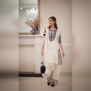 Crepé Natural Puro de Primera Calidad con Top y Palazzo Farshi Wi LOOK-022 de 37 Pulgadas, Suministro Personalizado de Fábrica al por Mayor - Product Image 2