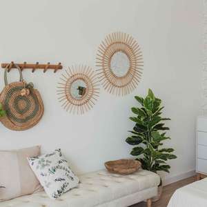 Venta al por mayor de diseño moderno respetuoso con el medio ambiente ratán colgante girasol espejo redondo Indonesia hecho con marco de hierro decoración de la pared - Product Image 5
