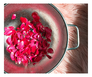 Pétalos de Rosa Secos, Herramientas de Baño, Pétalos de Flores Secas Naturales para Baño, Spa, Blanqueamiento, Ducha - Product Image 1