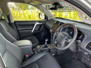 2024 TO-Yota PRA-DO 2.8 VXL - Product Image 3