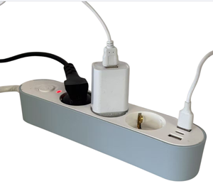 ปลั๊กพ่วง 3 ช่อง พร้อมพอร์ต USB 2 ช่อง และพอร์ต Type C 1 ช่อง, ปลั๊กต่อไฟฟ้าติดผนัง 3680 วัตต์ 16 แอมป์, พร้อมสวิตช์, สายไฟยาว 1.5/3 เมตร - Product Image 3