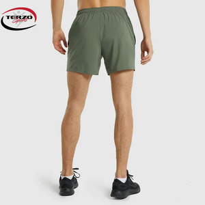 Hochwertige maßge schneiderte Herren Fitness Gym Shorts Sportswear Spandex/Polyester Solid Quick Dry Breath able - Product Image 4