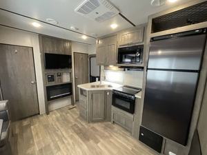 Camping-car mobile d'occasion 2021 F-o-r-e-s-t R-i-v-e-r X-l-r Boost 29QBS, camping-car de croisière, camping-car avec tente, camping-car sur toit, camping-car pour camion - Product Image 3