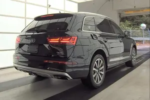 ใช้แล้ว2017 Audi Q7 3.0T พรีเมี่ยม - Product Image 2
