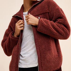 Veste en sherpa pour femme tendance et de haute qualité, confortable et tendance, tissu respirant, prix bas, vestes légères 2026 - Product Image 2